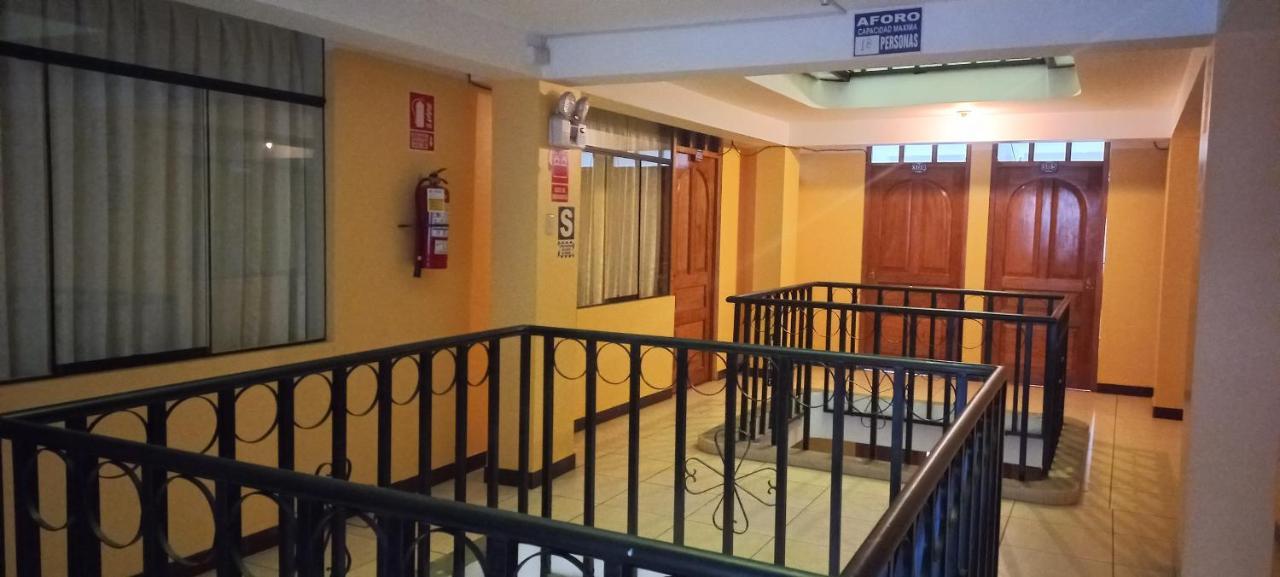 Hospedaje Santa Cruz II Sicuani Kültér fotó